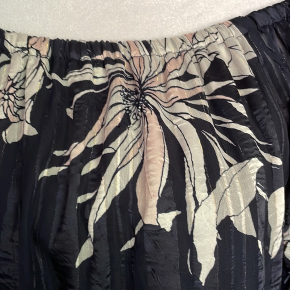 navy blue flower puff sleeve dress - Picture 4 of 6